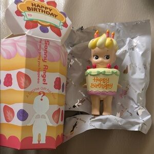 Sonny Angel Birthday Cake Doll - Multicolor